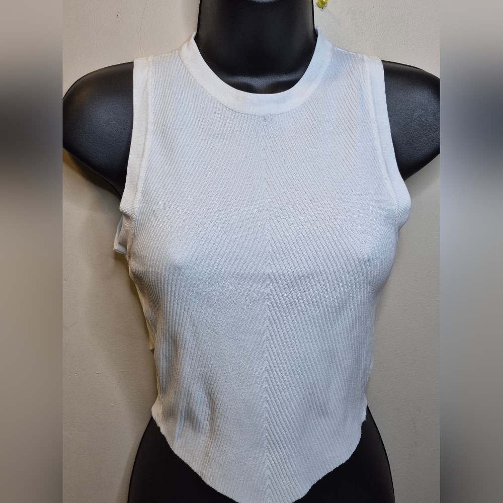 Forever 21 Classic White Tank Top